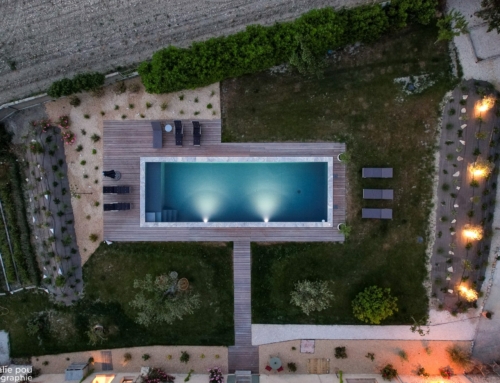 Maison d’hôtes – Saint-Roman-de-Malagarde – « Le Mas des Poules »- Sa piscine vue d’en haut !